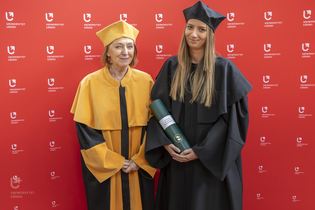dr Izabela Socha