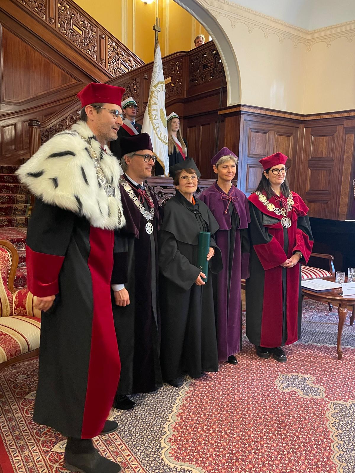 Odnowienie doktoratu prof. E. Kucharskiej-Stasiak