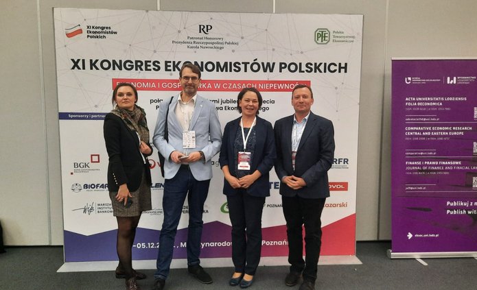 reprezentacja WES na Kongresie