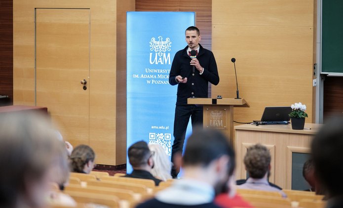 Prof. Krzysztof Pabis na konferencji UAM w Poznaniu
