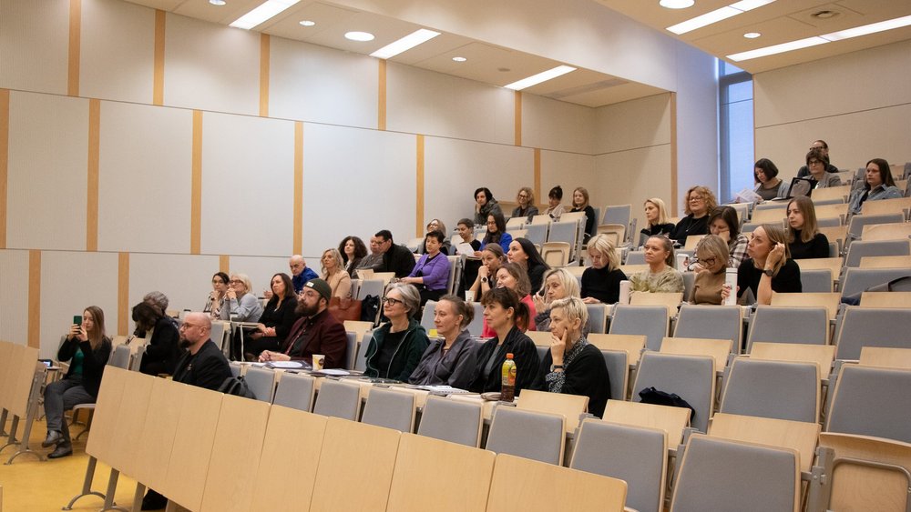 nauczycieli obecni na konferencji