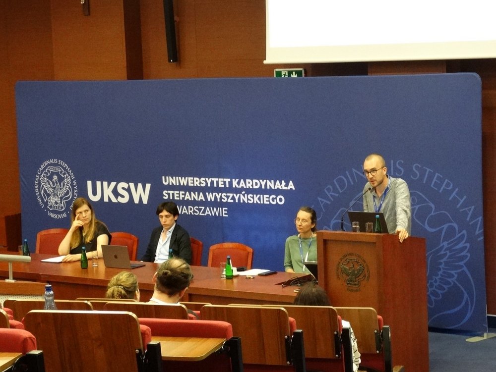 Piotr Statucki presents at the 2025 EUSSSI conference