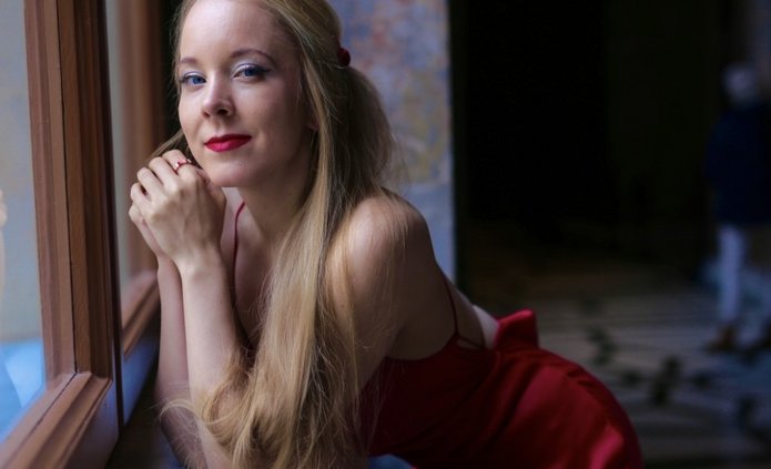 Portret pianistki Joanny Sochackiej