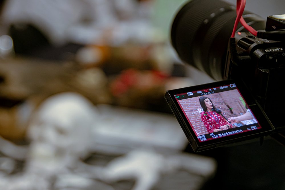 Wizjer kamery nagrywającej wywiad