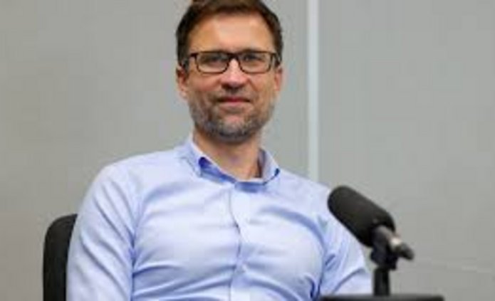 Prof. Piotr Krajewski