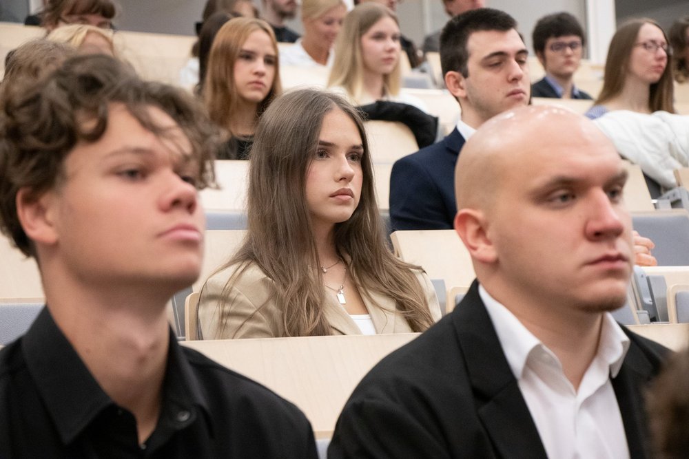 studenci podczas inauguracji