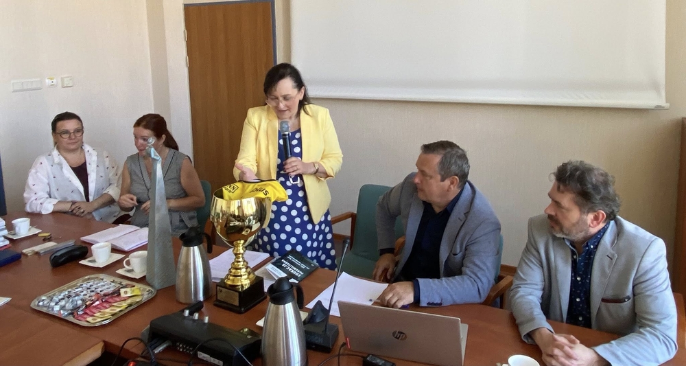 Zdolny Uczeń Świetny Student