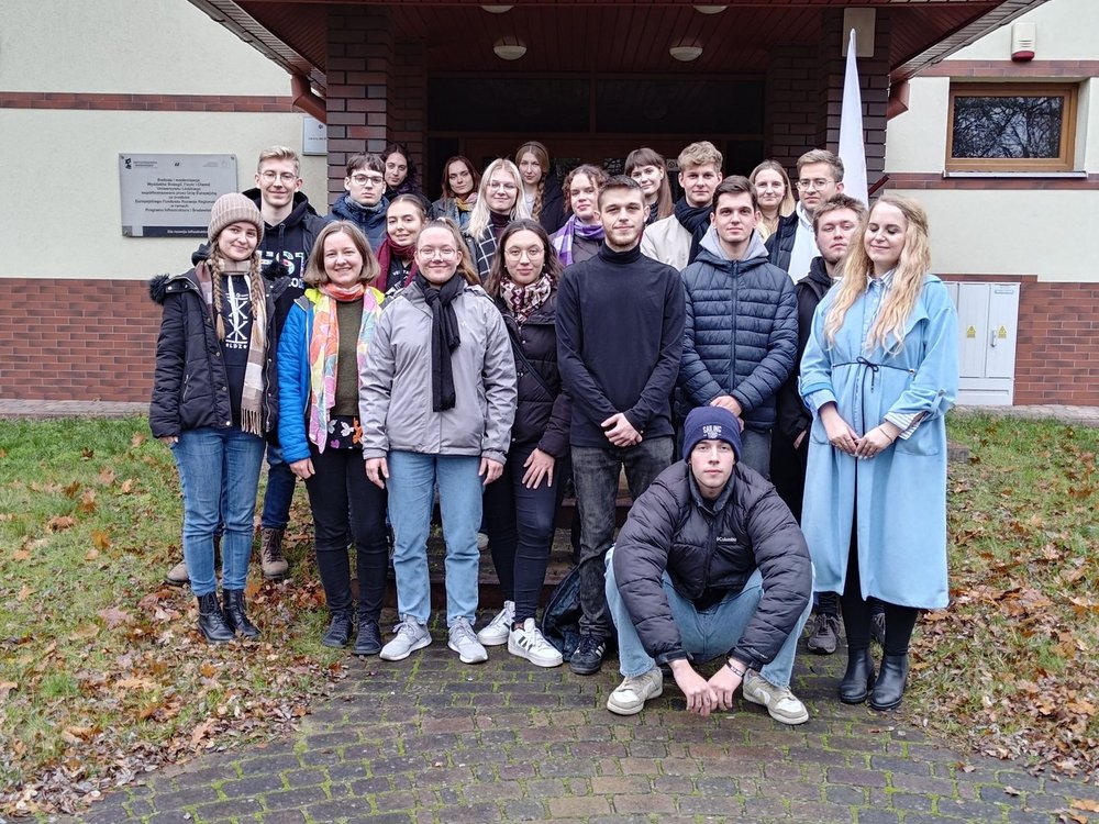 Grupa studentów i studentek