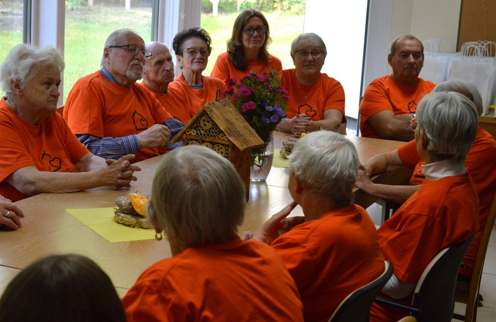 Piknik międzypokoleniowy w Dziennym Domu Seniora WIGOR w Tuszynie