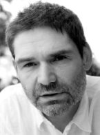 portret Piotr Trzaskalski